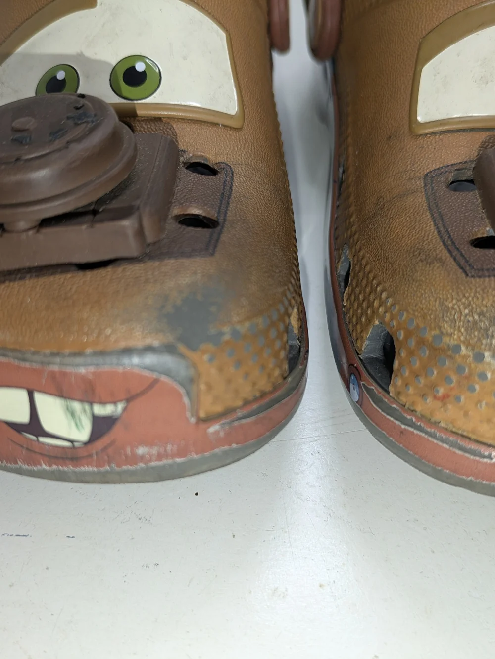 Tow Mater Crocs Disney Pixar Cars Sandals Toddler Size 12